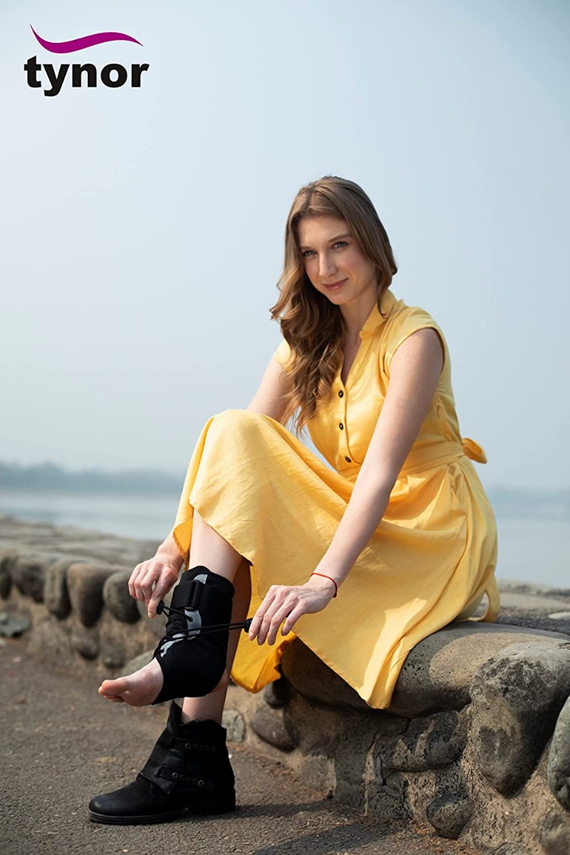 Tynor Ankle Brace Single Medium, 1 Pair, Pack of 1 Tynor Ankle Brace Single Medium, 1 Pair, Pack of 1