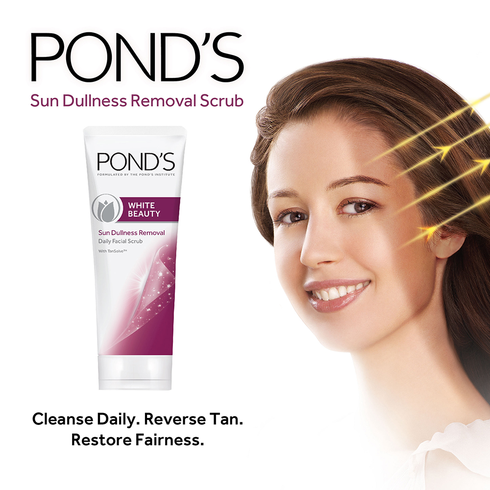 Pond's Bright Beauty Face Scrub 50 gm | Cleanses & Purifies Skin | Blackheads & Tan Removal Scrub | For Instant Glowing Skin, Pack of 1 Pond's Bright Beauty Face Scrub 50 gm | Cleanses & Purifies Skin | Blackheads & Tan Removal Scrub | For Instant Glowing Skin, Pack of 1