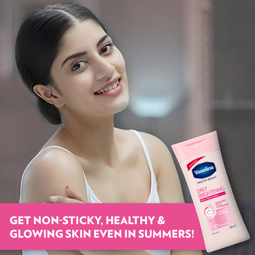 Vaseline Healthy Bright Daily Brightening Body Lotion 100 ml | With Vitamin B3 & Triple Sunscreens | Gives Radiant Looking Skin In 2 Weeks | Light & Non Greasy Formula, Pack of 1 Vaseline Healthy Bright Daily Brightening Body Lotion 100 ml | With Vitamin B3 & Triple Sunscreens | Gives Radiant Looking Skin In 2 Weeks | Light & Non Greasy Formula, Pack of 1